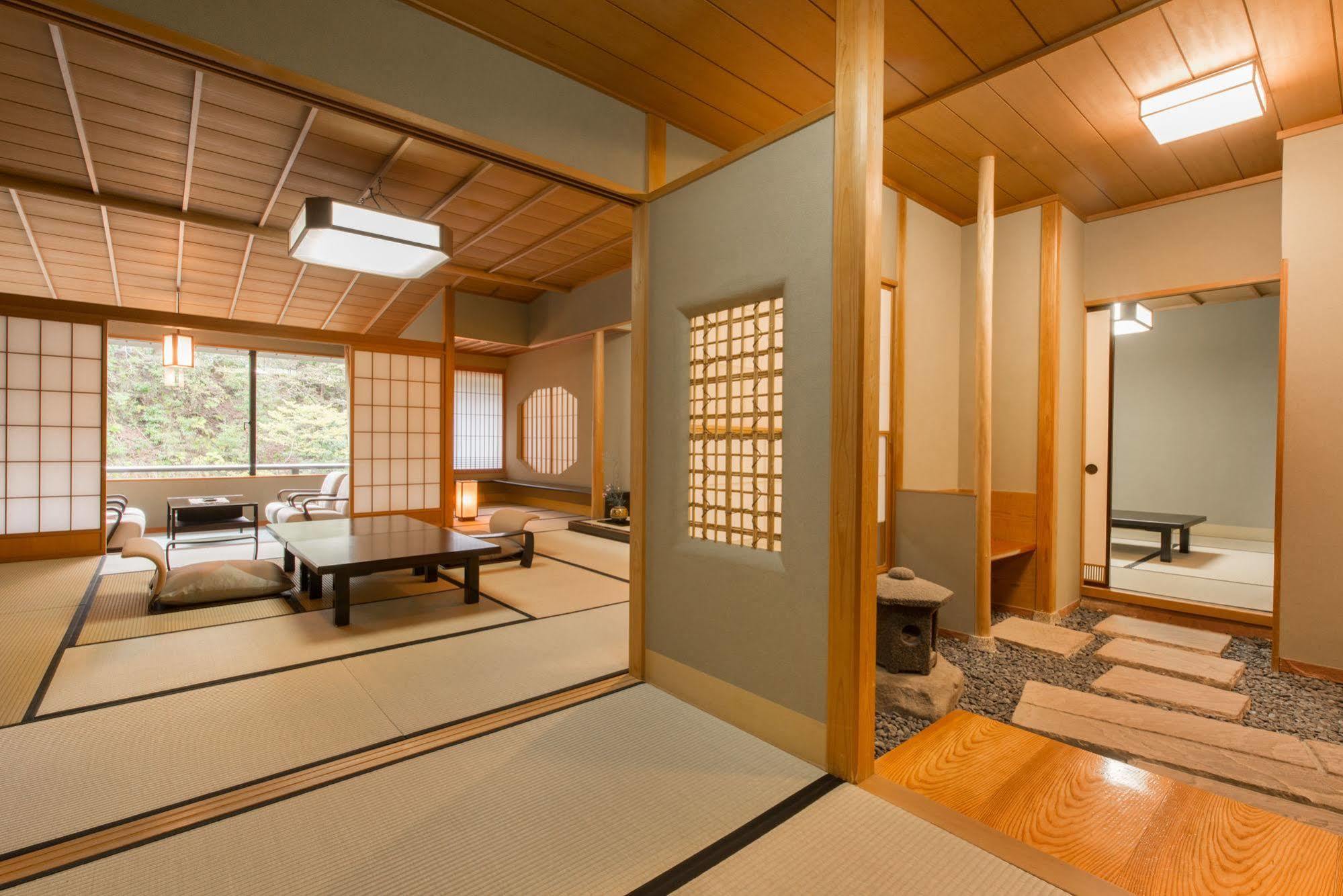 Yamanakaonsen Hanamurasaki Кага Экстерьер фото