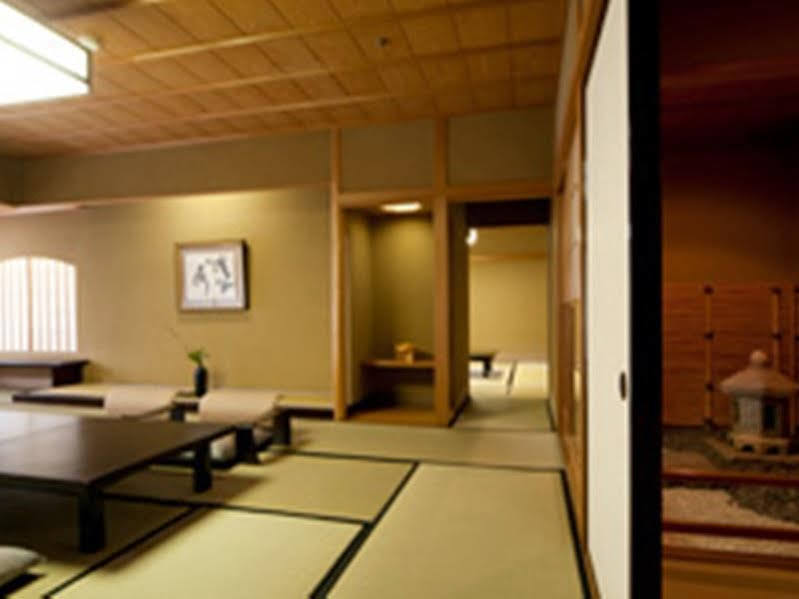 Yamanakaonsen Hanamurasaki Кага Экстерьер фото